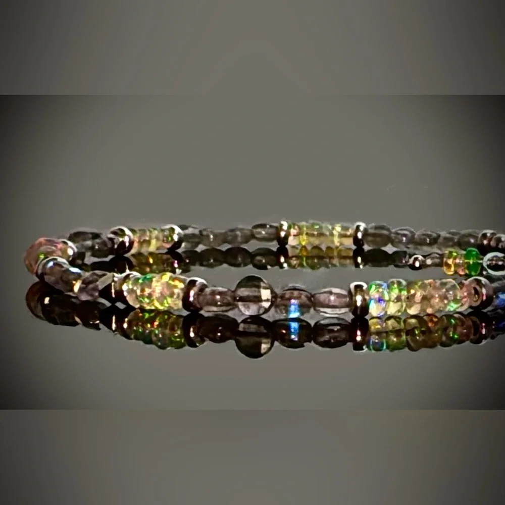 Labradorite, Ethiopian Opal Bracelet in Sterling silver - Picture 3 of 5